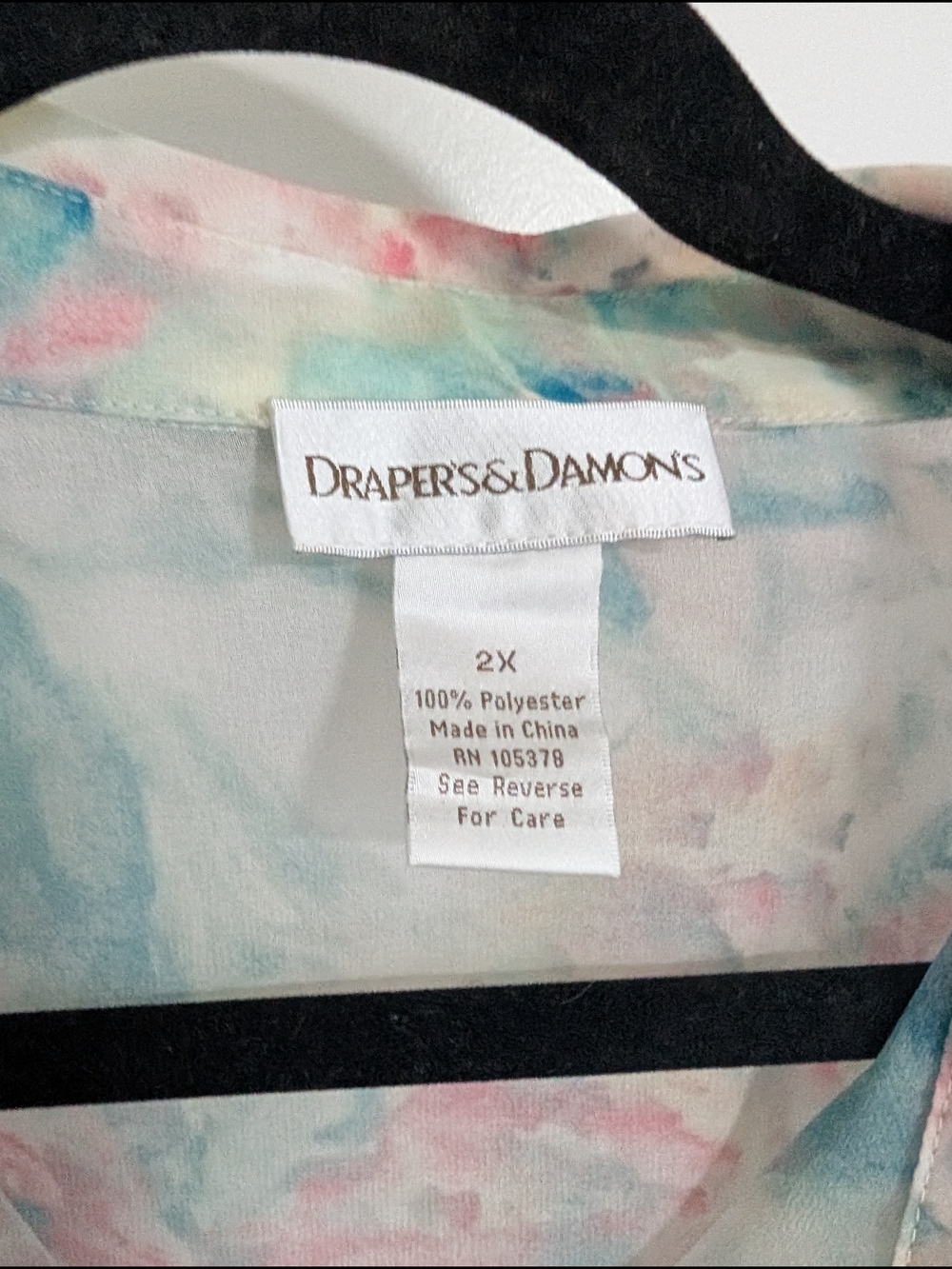 Womans 2X Multicolor Watercolor Button-Up Blouse - Picture 6 of 6